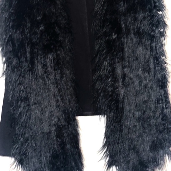 CAbi Women's Infinite Open front Sweater Vest with Faux fur Small - Picture 8 of 11